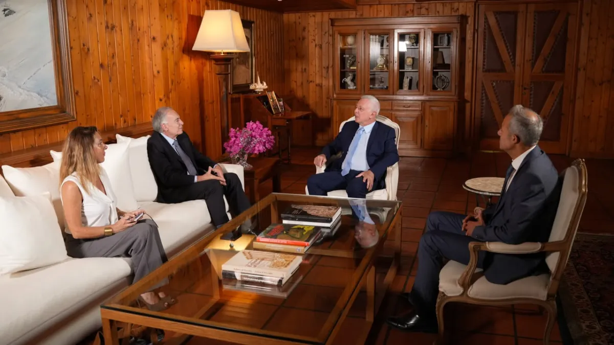 Jean Arnault meets Sleiman Frangieh