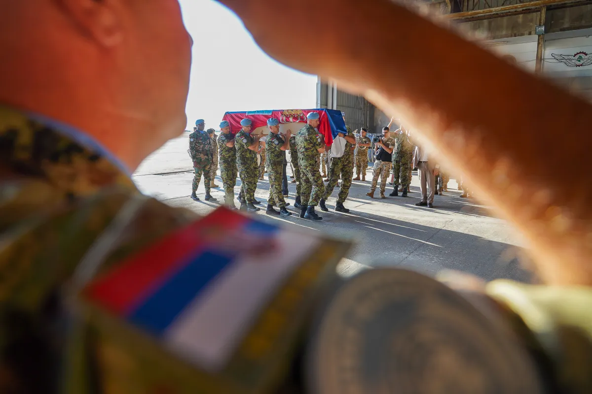 tribute to fallen Serbian peacekeeper
