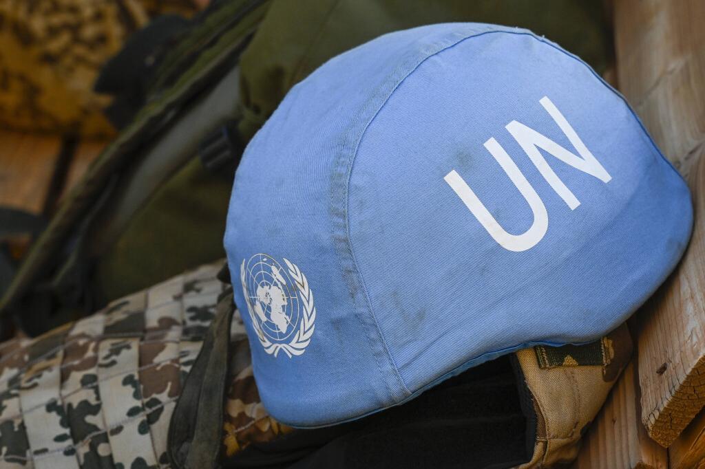 Un Casque bleu de l'ONU