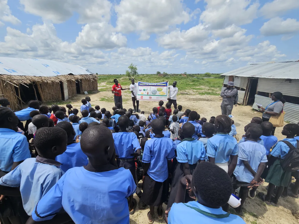 Life-saving EORE empowers children with the knowledge to stay safe from explosive ordnance and protect their communities. Photo credits: Sikulisiwe Gwara /UNMAS South Sudan